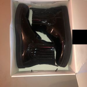 Black boots size 10